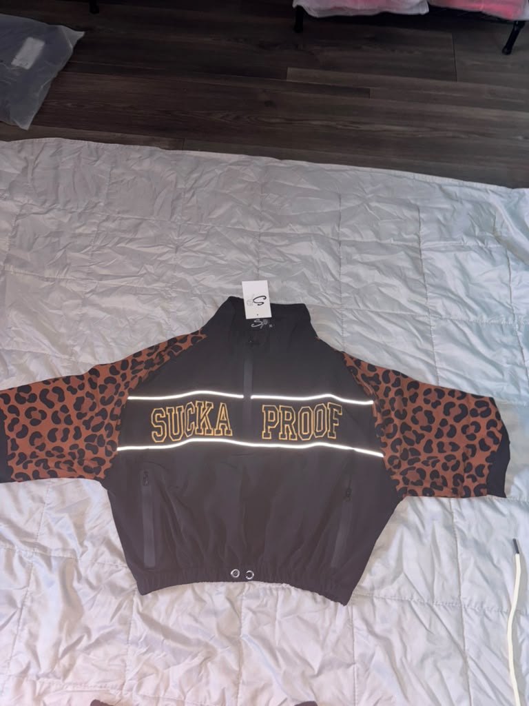 SP Contrast Leopard Sleeve Jacket
